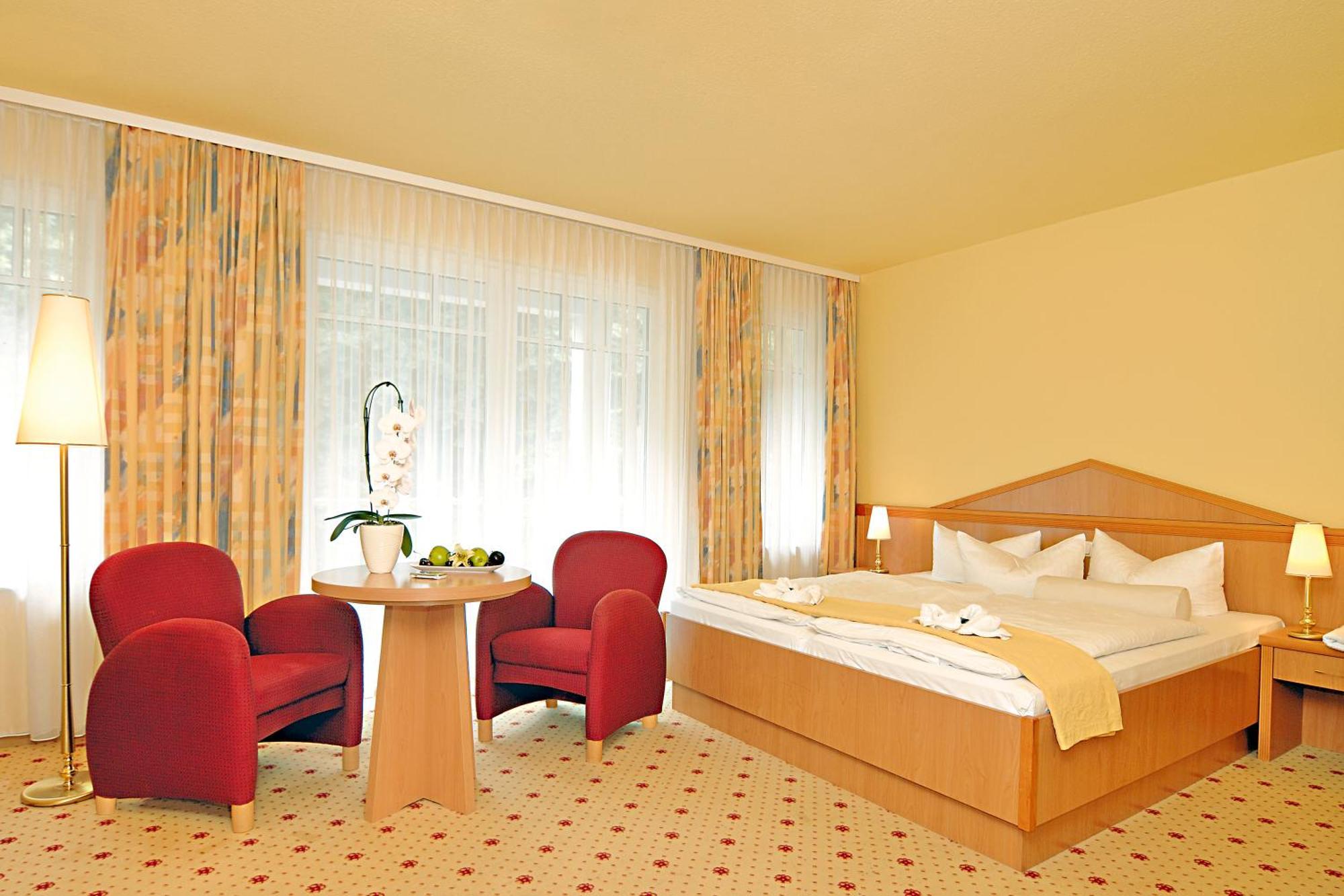 Ostseehotel Villen Im Park - Ein Rovell Hotel Heringsdorf  Eksteriør bilde