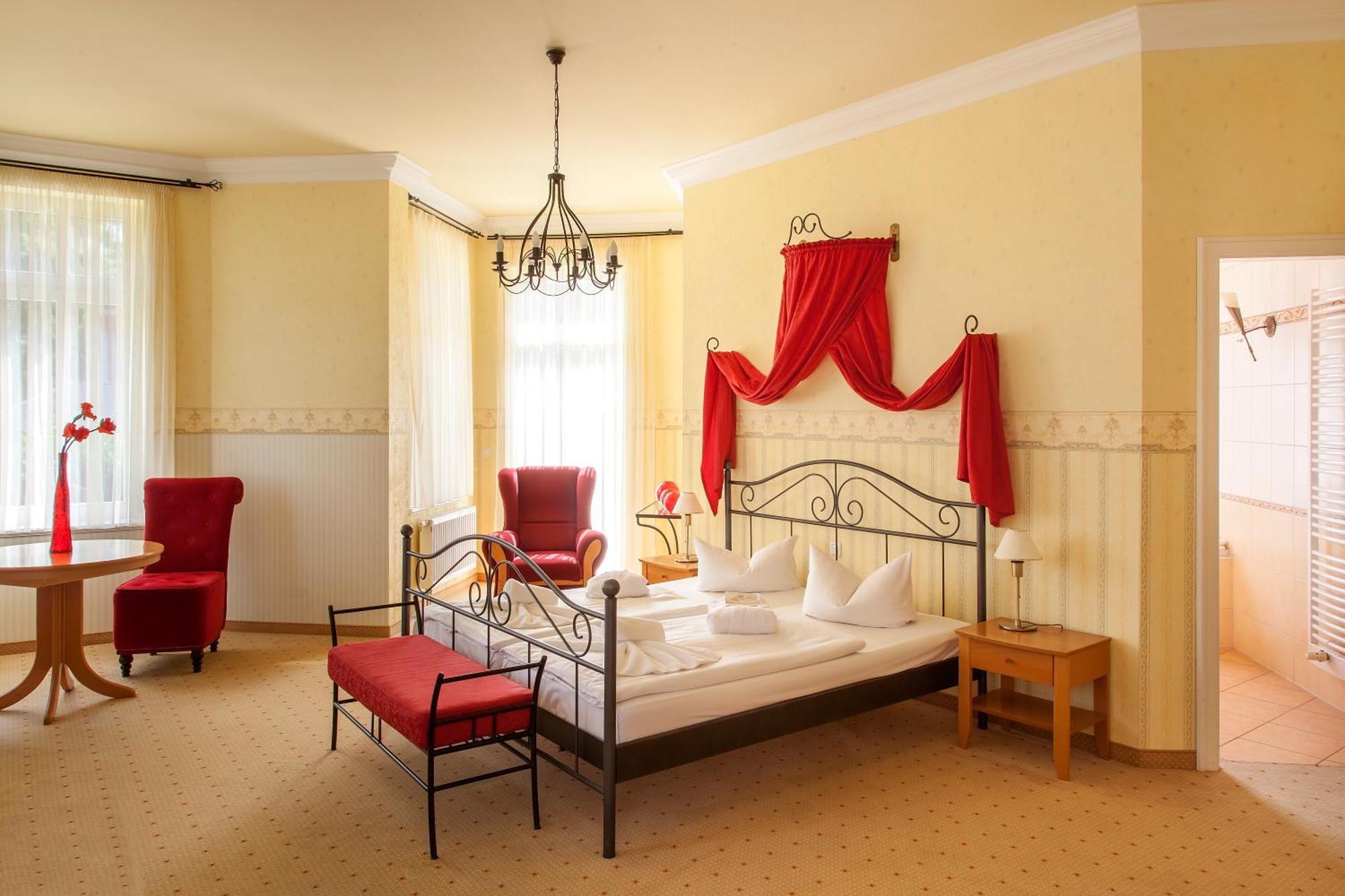 Ostseehotel Villen Im Park - Ein Rovell Hotel Heringsdorf  Eksteriør bilde