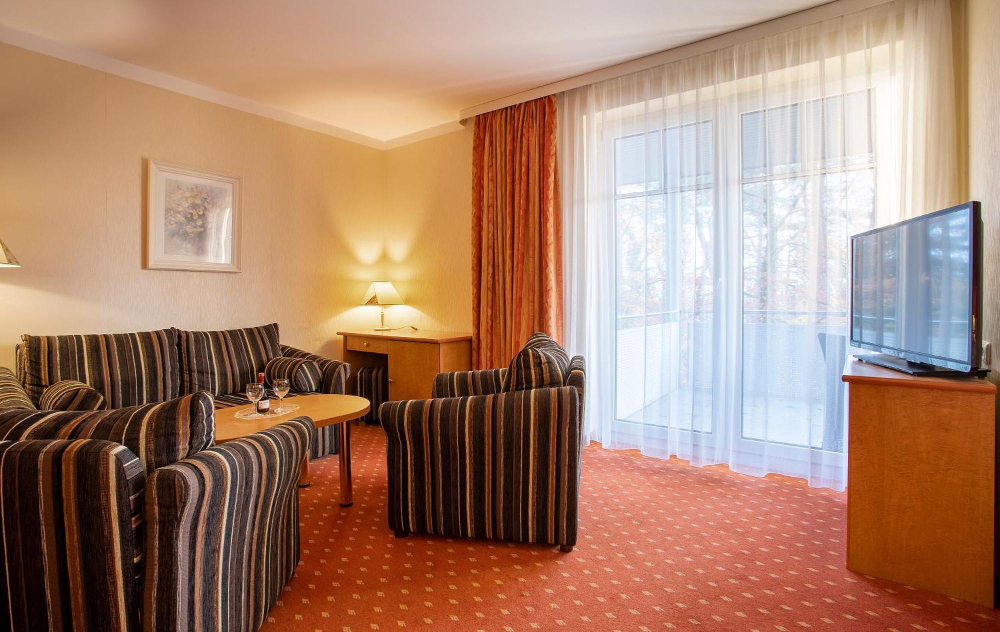 Ostseehotel Villen Im Park - Ein Rovell Hotel Heringsdorf  Eksteriør bilde
